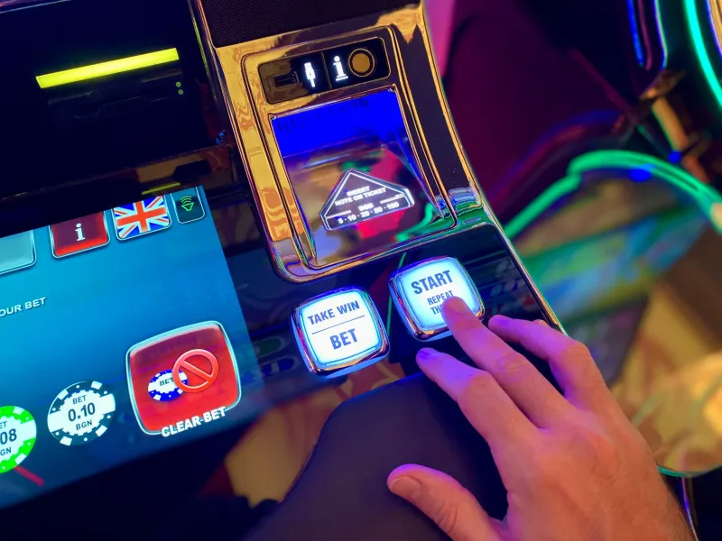 Midnight Jackpots and Monday Magic: The Truth About Casino Timing (Spoiler: Your Lucky Hour Is a Lie)