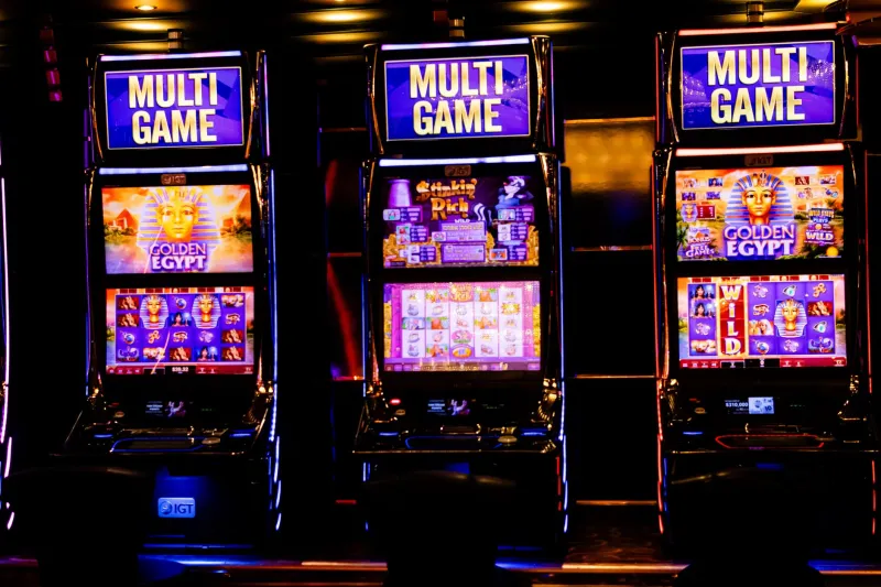 Cereal Aisle Chaos vs. Casino Clarity: Why You're Actually a Smarter Decision-Maker at the Slots