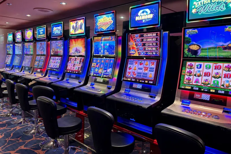 Pretty Colors, Empty Pockets: What Casino Design Is Really Doing to Your Brain